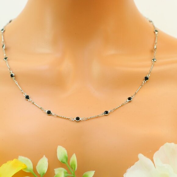 Minimalist Necklace, Sleek & Modern Design, Women’s Fashion, YC110493-N - Picture 2 of 10